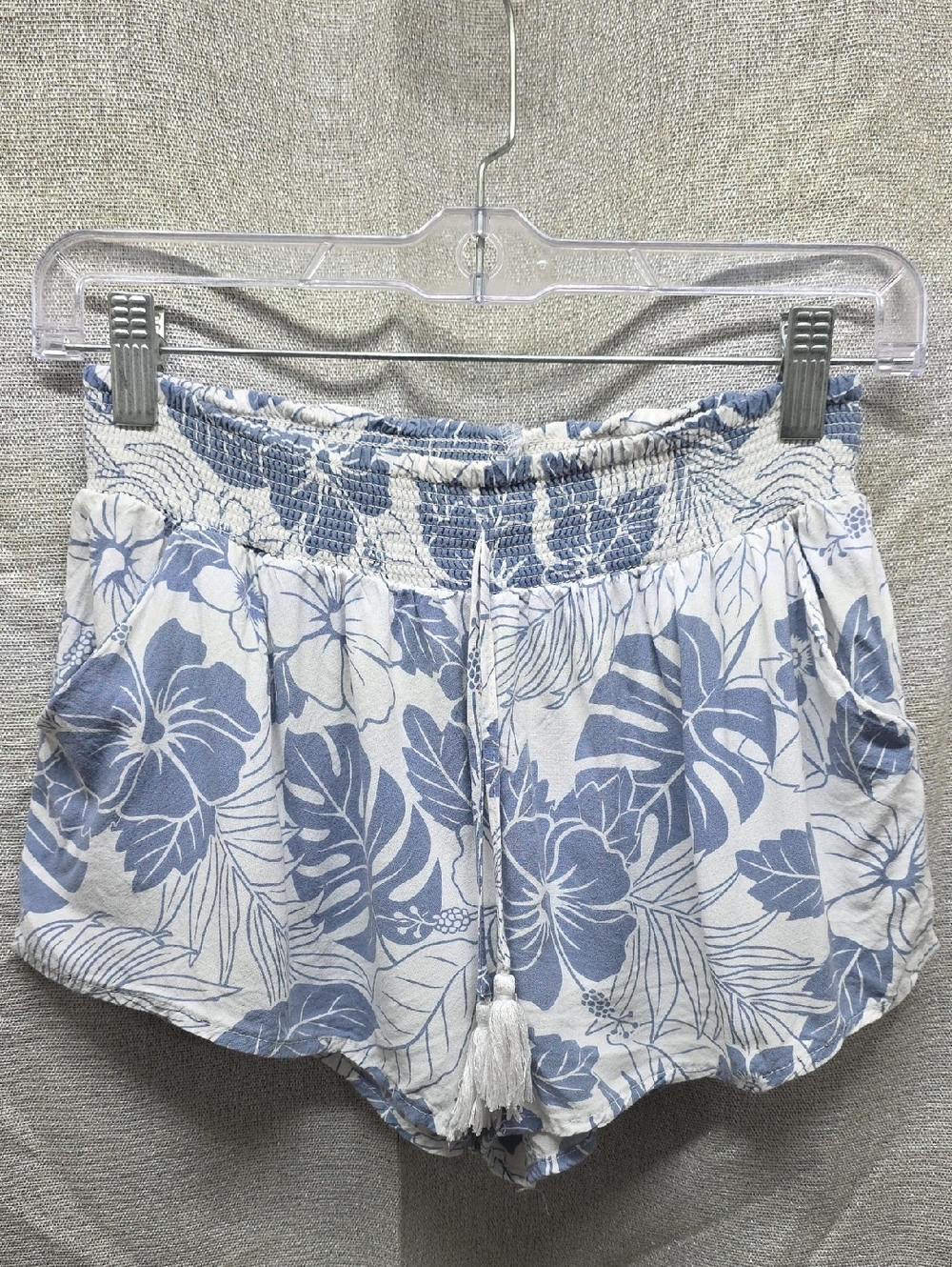 Ocean Drive, Blue, White, Floral, Smocked Waist, Athletic Shorts, Small, Pockets